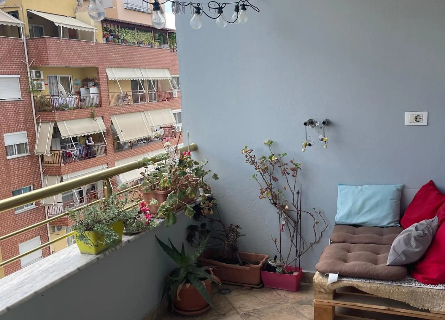 Urban Escape Apartment Τίρανα